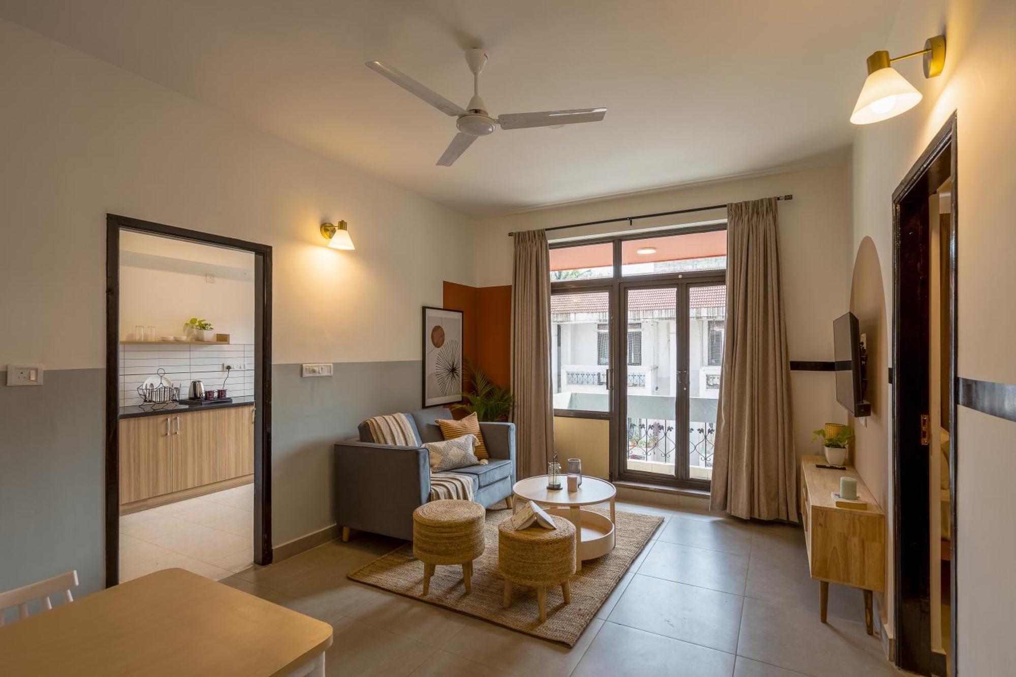 Olive Hotel Palace Road By Embassy Group Bangalore Exteriör bild
